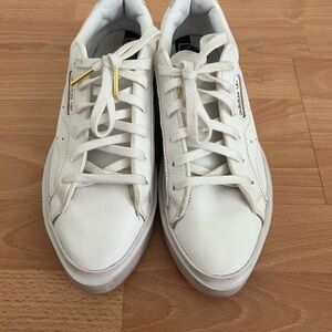 Adidas sleek super women’s shoes